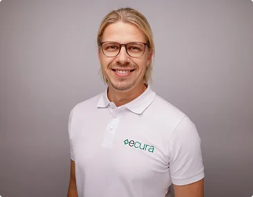 ecura - Dr. Julian Rosenberger</p>
<p>